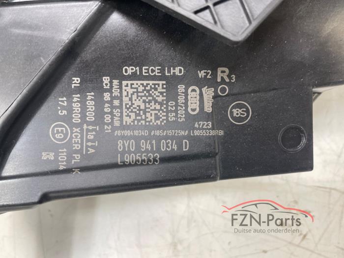 Audi A3 8Y Facelift Koplamp Rechts