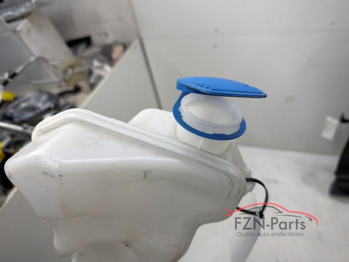 VW Golf 7 R Ruitenvloeistof tank