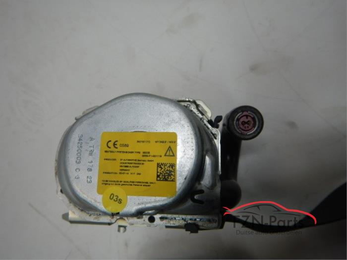 VW Golf 8 Gordelset voorzijde met stoelpatroon links rechts