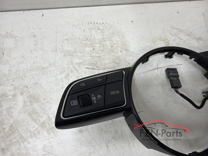 Audi Q2 81A Stuurknopjes + Inleg Stuur VIEW + F1