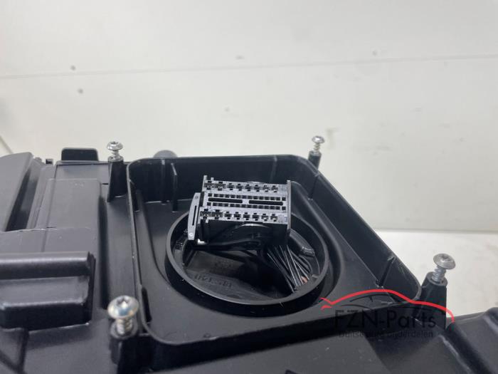 VW Polo 2G VOLLED Koplamp Links L