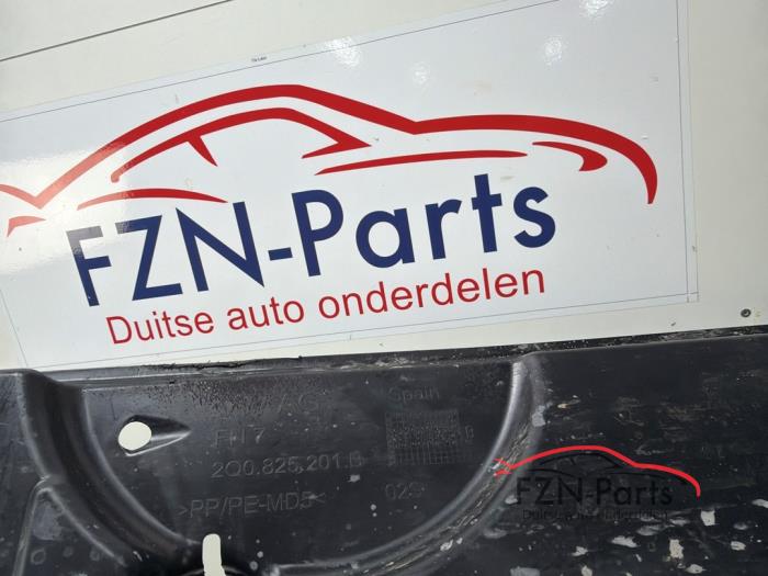 VW Polo 2G Bodemplaat Links