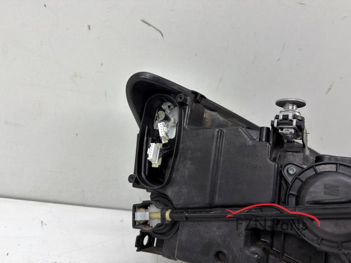 Cupra Formentor 5F Koplamp Links Kaal