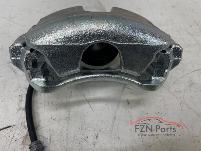 VW Golf 8 5H Remklauw Rechts-voor nieuw