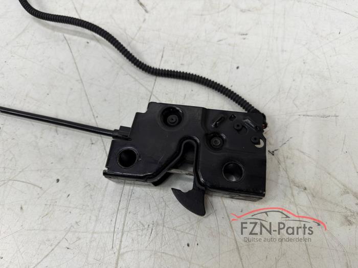 VW Golf 7 5G Motorkapslot mechaniek