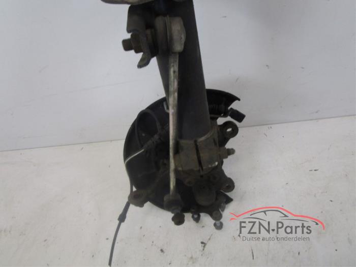 VW Tiguan 5NO Wielophanging Links-voor