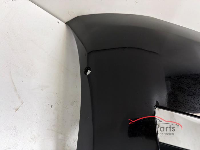 Tesla model 3 Voorbumper 6PDC zwart