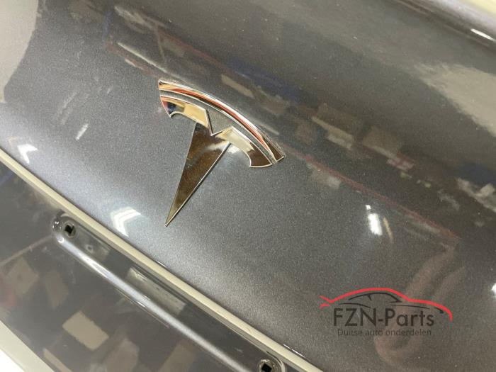 Tesla Model 3 Achterklep