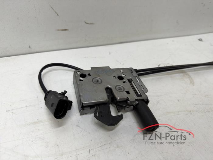 VW Tiguan 571 Motorkapslot kabel