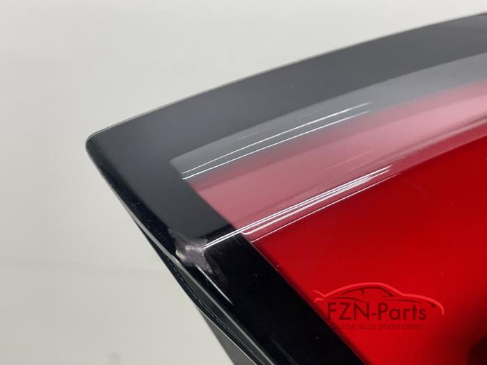 Tesla Model 3 Facelift achterlicht links