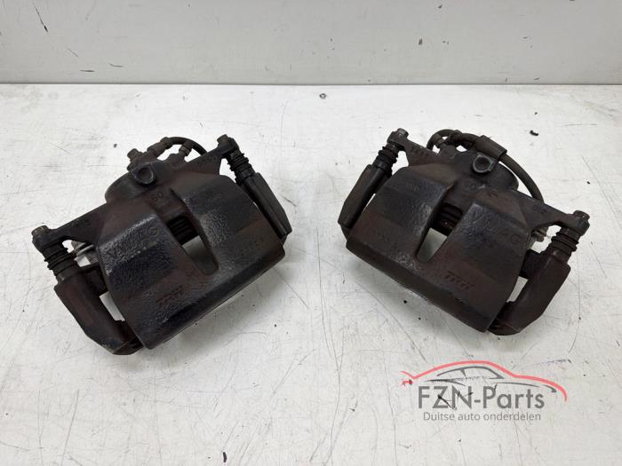 Audi S3 Remklauw set Voorzijde Links rechts