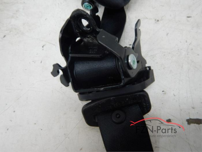 Mercedes-Benz C-Klasse W205 Gordel Links-achter