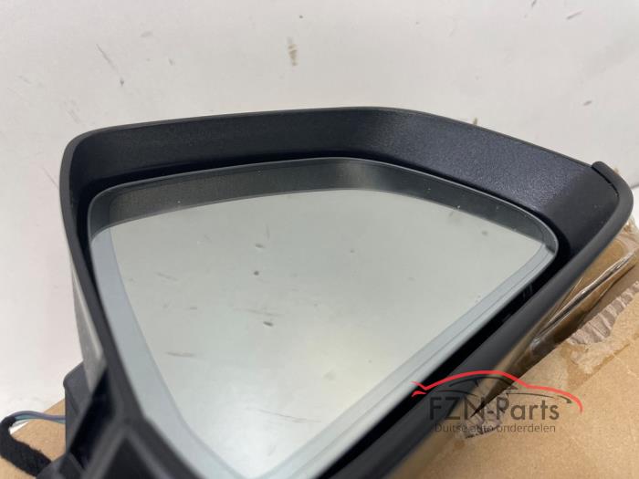 Tesla Model 3 Spiegel Rechts