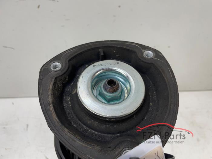 Skoda Karoq Wielophanging Veerpoot DCC L/R