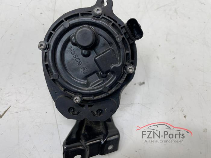 VW ID.4 Extra waterpomp met houder
