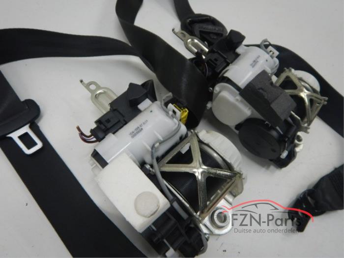VW Golf 7 Gordelset Dubbele Onsteking