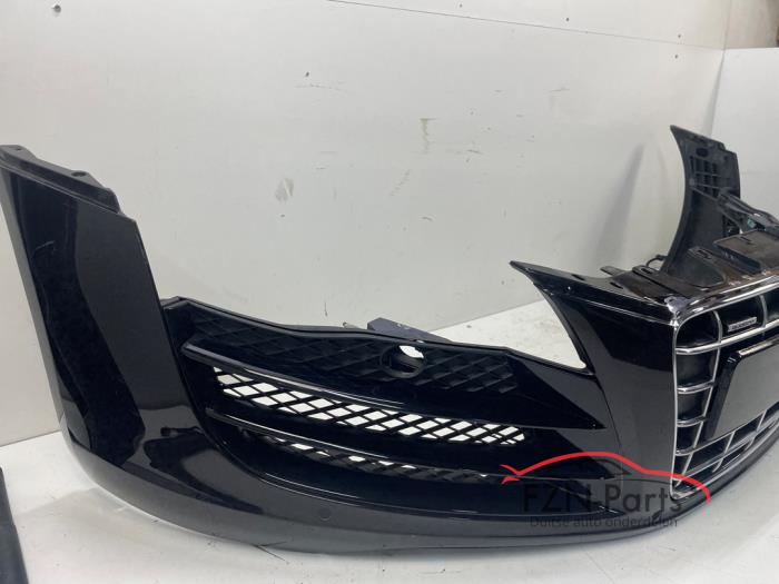 Audi R8 420 Voorbumper 4PDC KLS