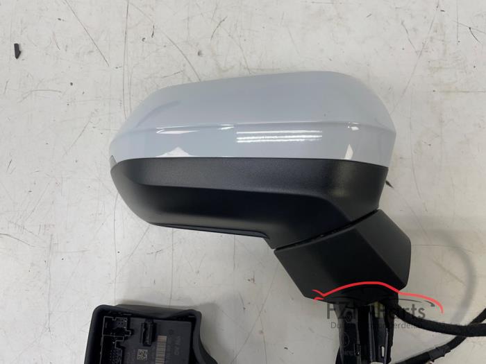 Audi Q2 81A Zij buiten spiegel rechts wit