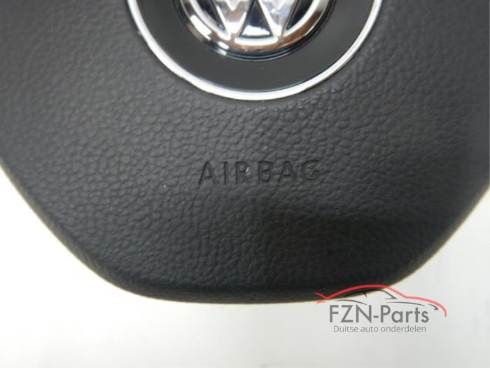 VW Golf 7 Stuurairbag met lichte schade
