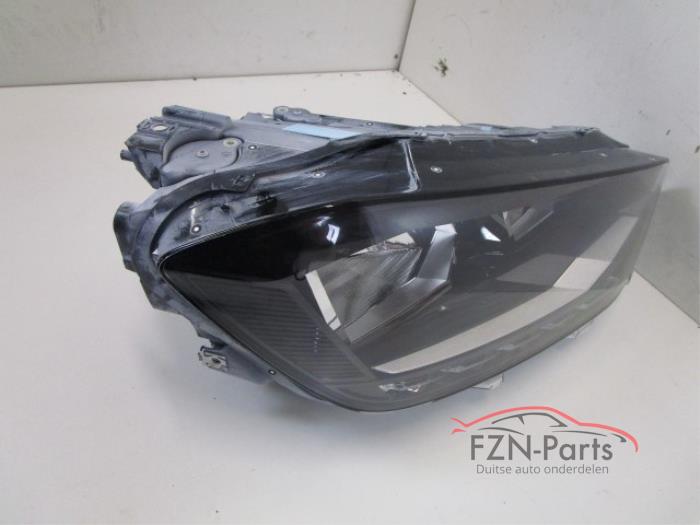 VW Golf Sportsvan Facelift Halogeen H7 Koplamp Set