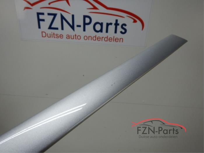 VW Touran Caddy Deurlijst Deurstijl Stootstrip rechts