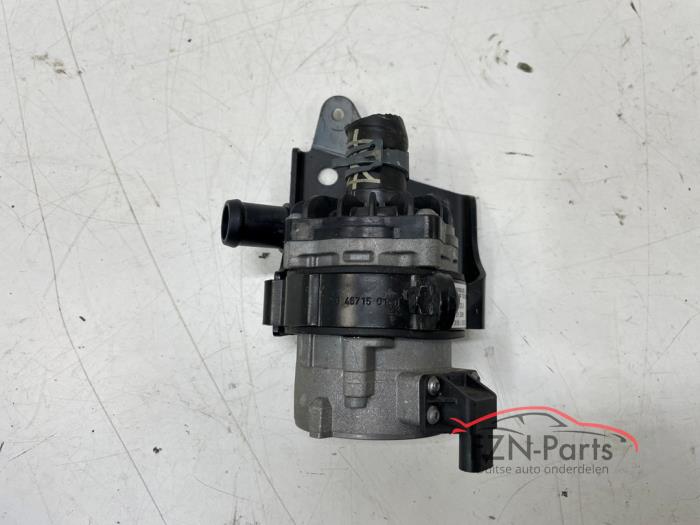 VW Passat B8 waterpomp