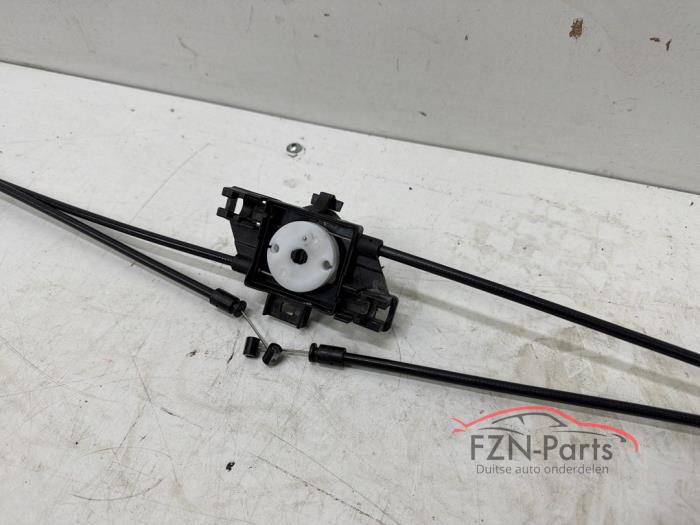 VW Tiguan 571 Motorkapslot kabel