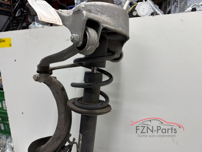 Audi A4 B8 Wielophanging Fusee veerpoot Links-voor