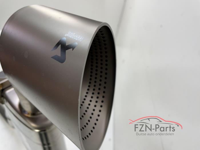 VW Golf 8 GTI Clubsport Facelift Akrapovic Uitlaat Compleet middendemper Einddemper