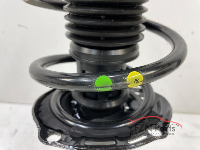 Skoda Karoq Wielophanging Veerpoot DCC L/R