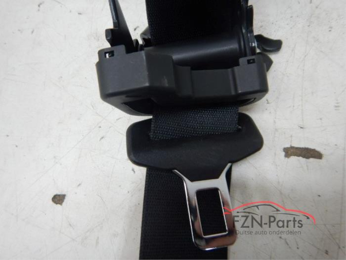 Mercedes-Benz C-Klasse W205 Gordel Links-achter