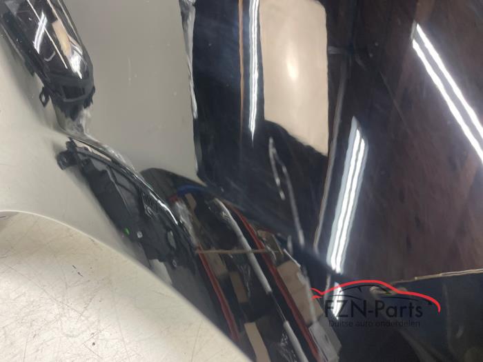 Tesla Model 3 Facelift Zijscherm rechts