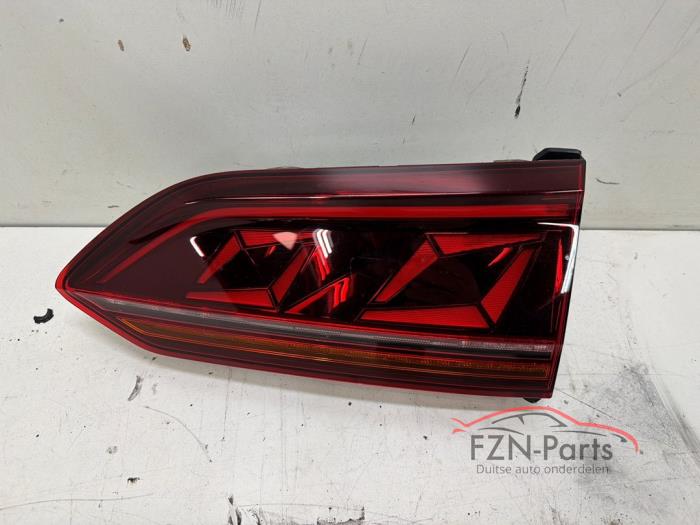 VW Touareg 760 Achterlicht Achterklep binnenzijde Rechts