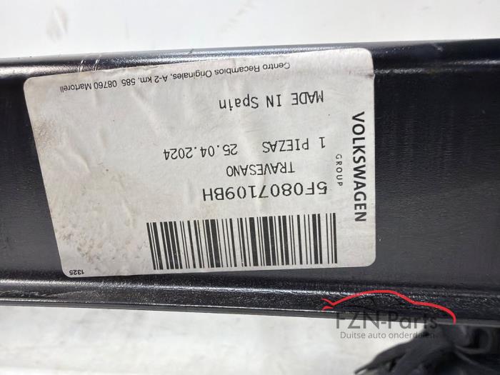 Seat Leon 5f Bumperbalk voorzijde ACC