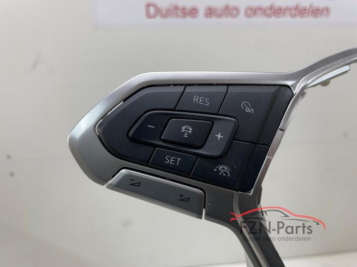VW Golf 8 Stuur Inleg chroom met stuur bediening