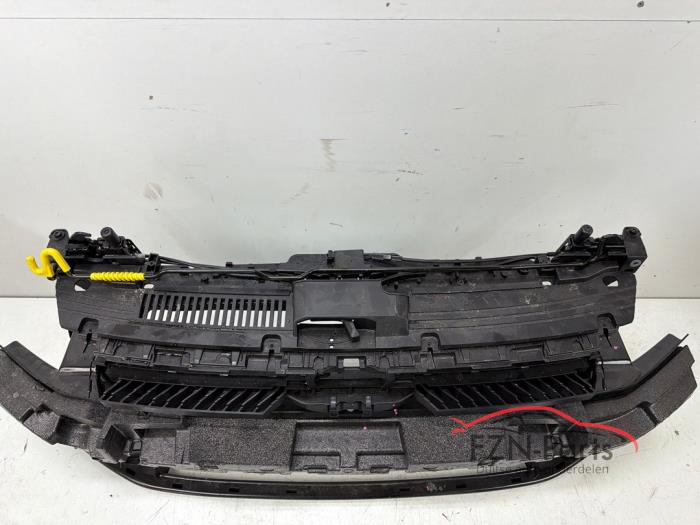 VW Polo 2G GTI Voorfront + Bumperbalk compleet sloten schuim