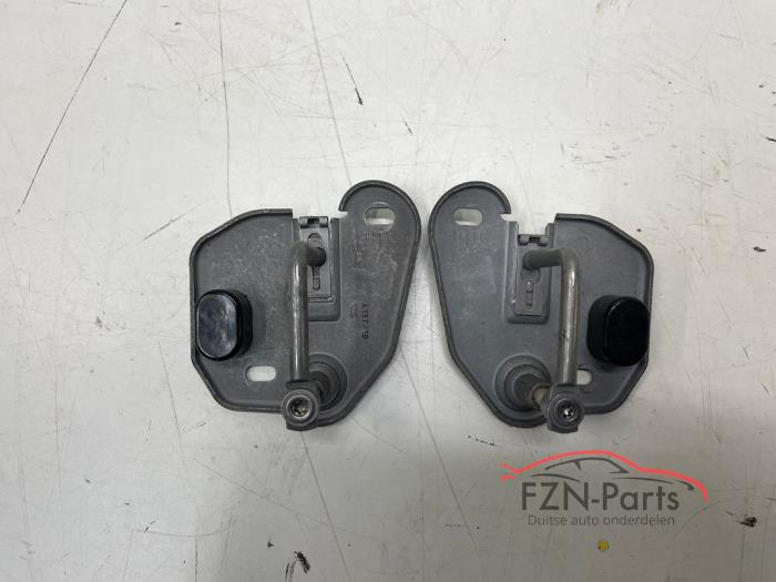 Skoda Kodiaq 565 Vanghaak set links rechts motorkap