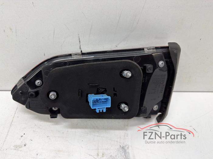 VW Touareg 760 Achterlicht Achterklep binnenzijde links