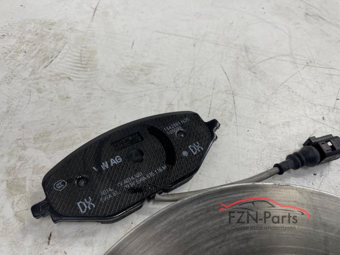 VW Golf 8 Remset schijven blokken voorzijde