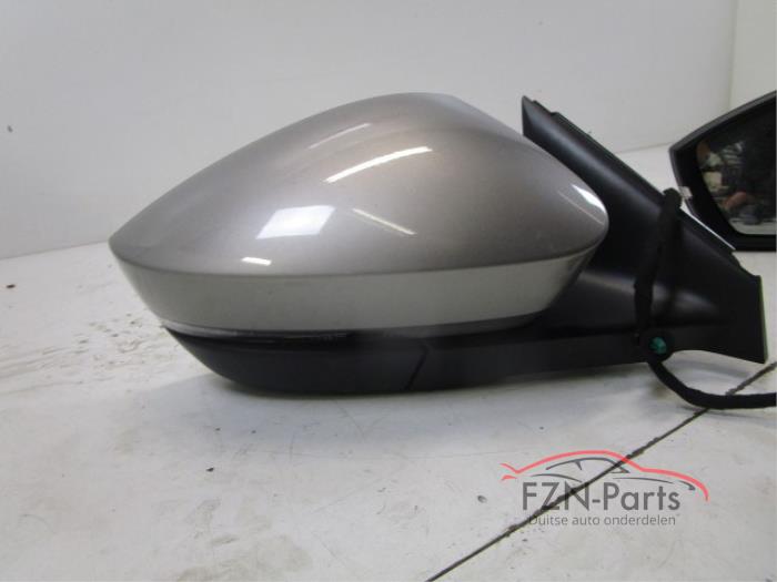 Skoda Karoq Spiegelset Spiegels L+R ( Zij, Buitenspiegel ) LF7A