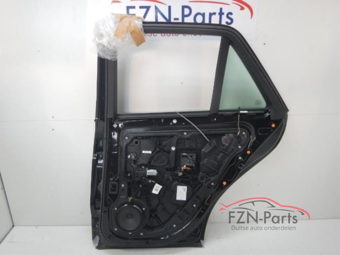 Mercedes-Benz ML GLE Klasse W166 Portier Rechts-achter 9197