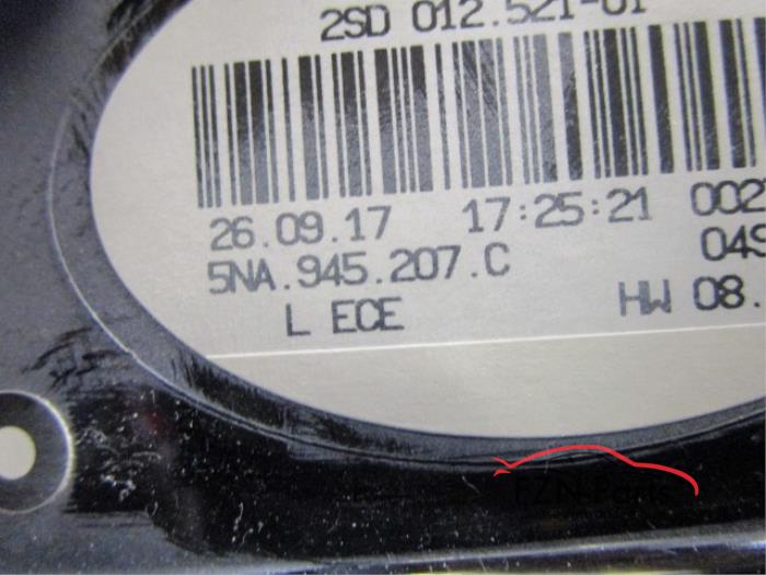 VW Tiguan 5NA LED Smoke Achterlicht Links