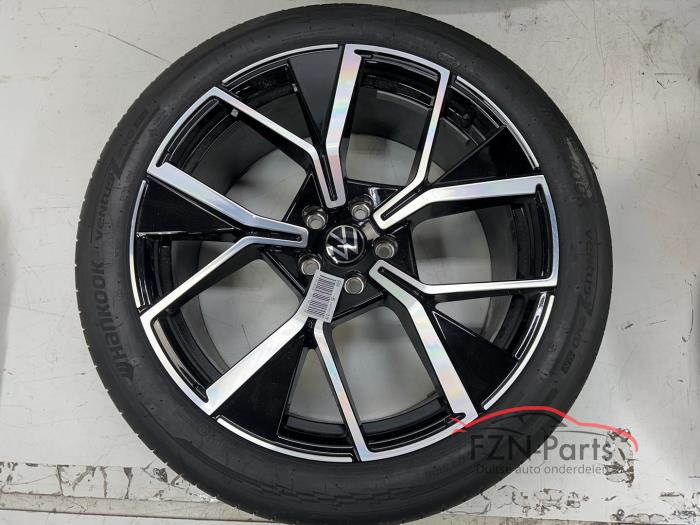 Sportvelgenset + banden Volkswagen Tiguan (24018544)
