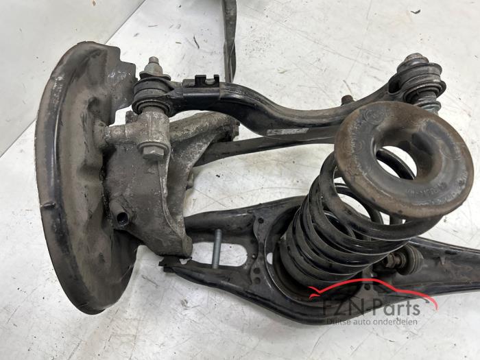 Audi RSQ3 83A Wielophanging links-achter