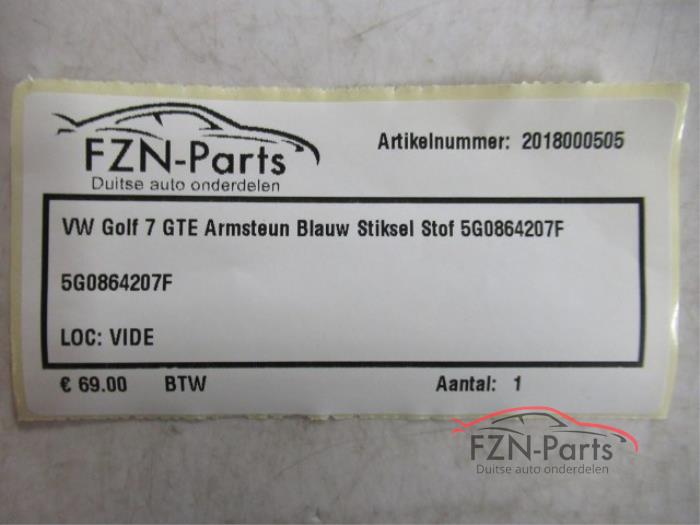 VW Golf 7 GTE Armsteun Blauw stiksel stof