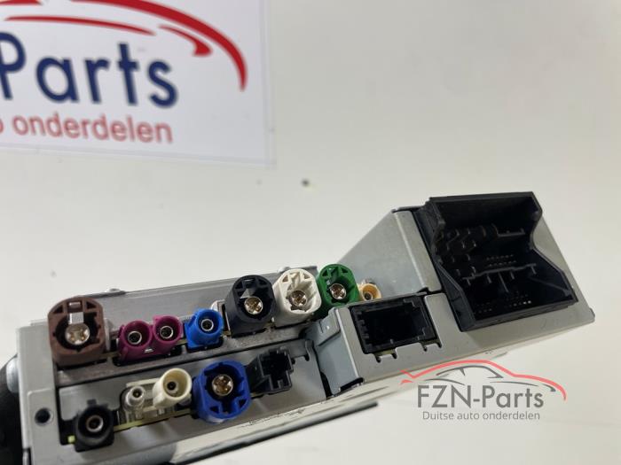 VW Touareg 760 Navi navigatie module regelapparaat