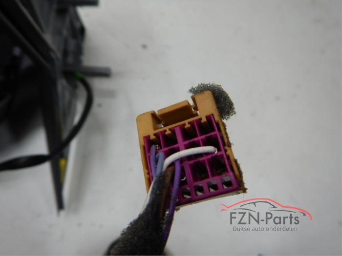 VW Transporter 7E Spiegel links