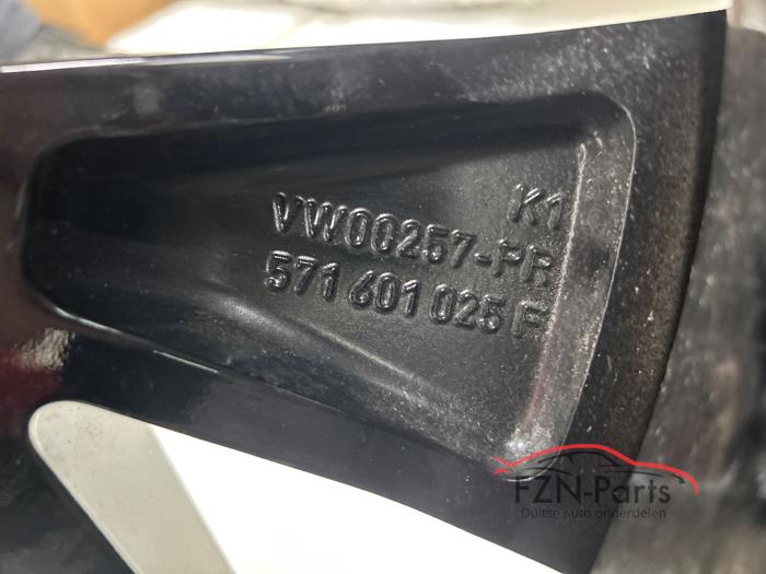 Sportvelgenset + banden Volkswagen Tiguan (24018544)