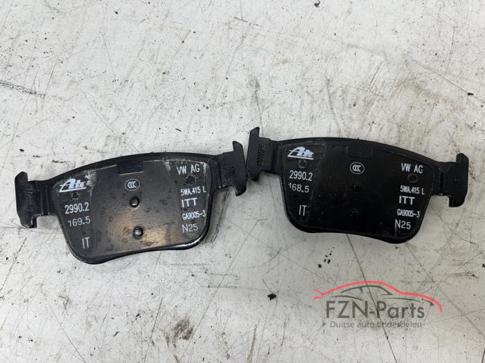 VW Golf 8 GTI Remschijf+blok achterzijde