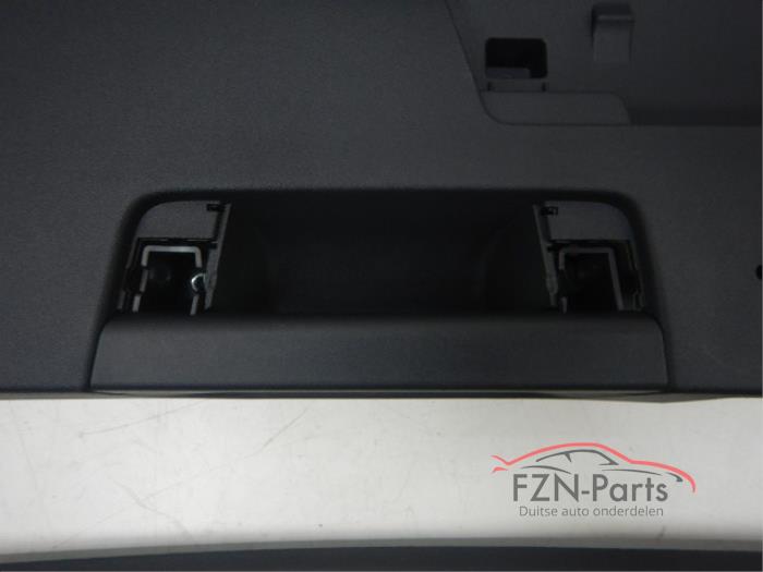 VW Tiguan 571 Achterklep bekleding satijnzwart